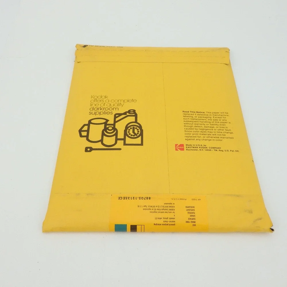 Kodak Kodabromide Photographic Paper 8x10 F4 Double Weight 25 Sheets 144 2268